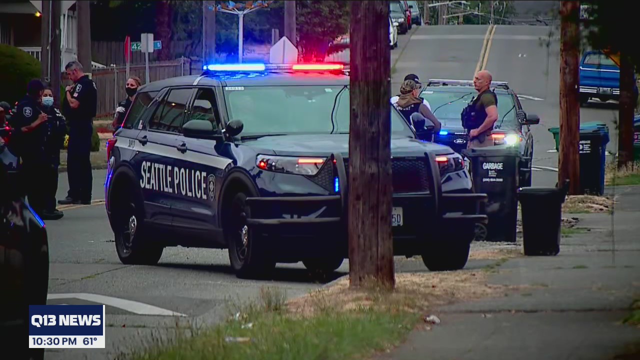 14-year-old arrested for shooting teen outside of middle school