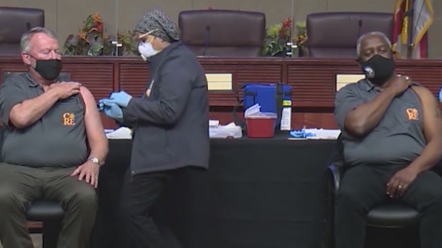 Florida politicians lead the way by getting COVID-19 vaccine