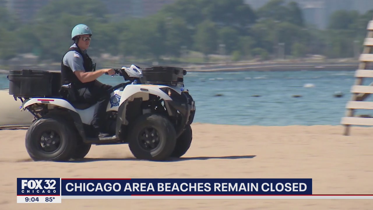 Don't let guard down against COVID over holiday, Illinois officials warn