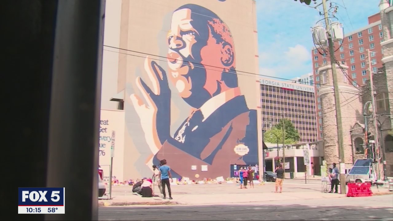 Georgia lawmaker proposing John Lewis statue at U.S. Capitol