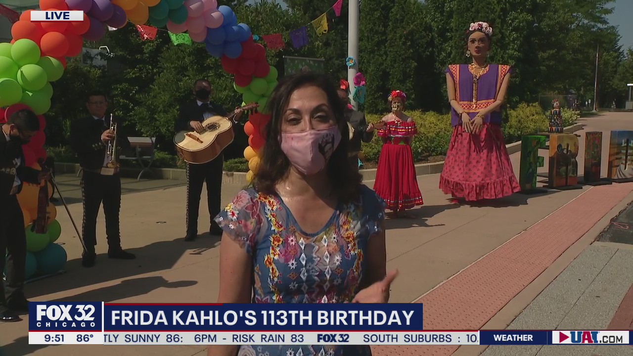 Chicago museum remembers life of artist Frida Kahlo with drive-by celebration