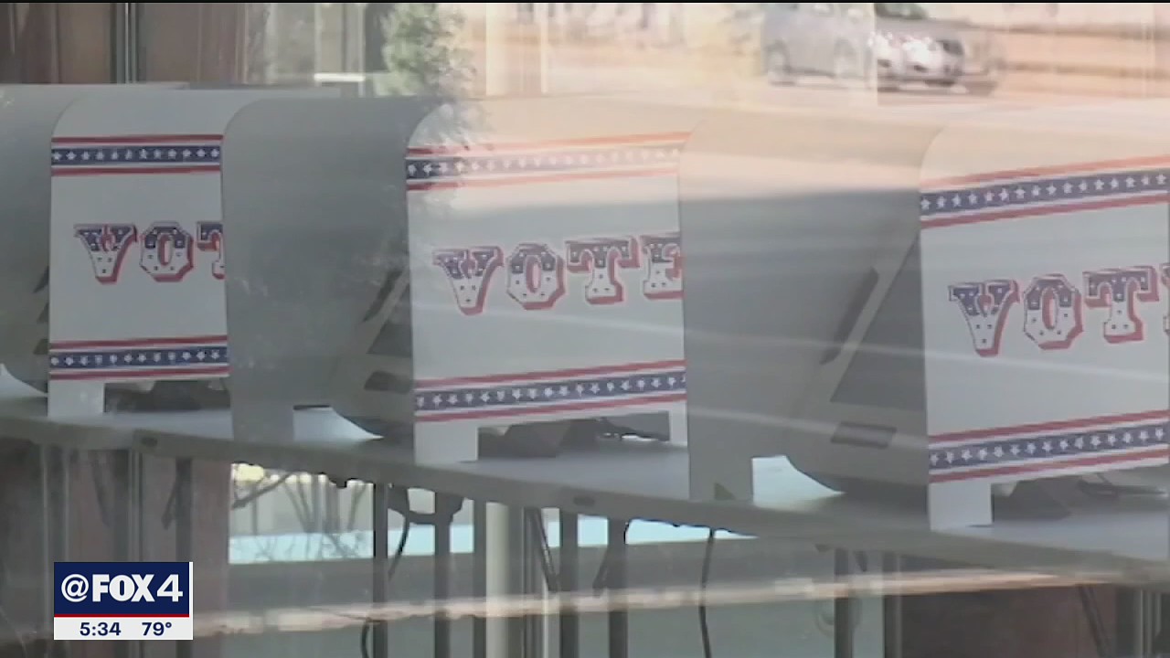 Texans won't have straight-ticket voting option in upcoming election, court says
