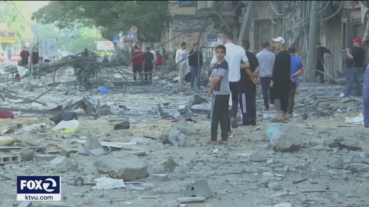 Israel threatens Gaza ground invasion despite truce efforts