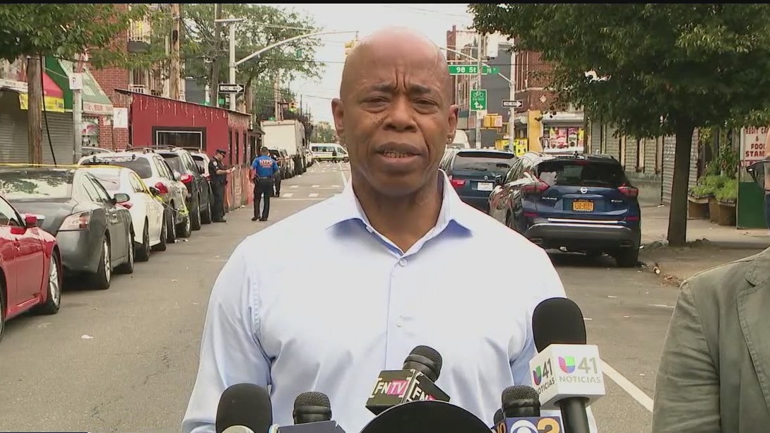 Mayoral canddidates address Queens mass shooting