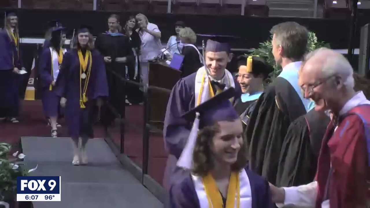 Minnesota students mark 5-year high in overall graduation rate
