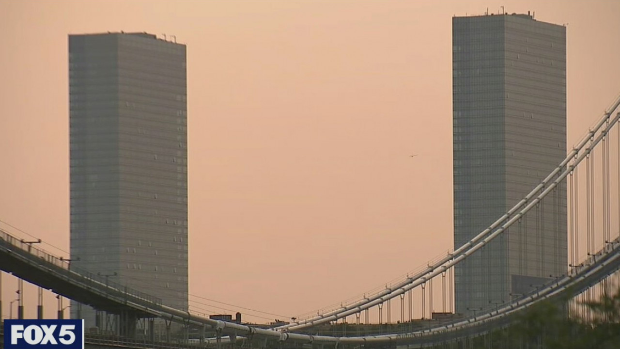 Hazy sky over New York