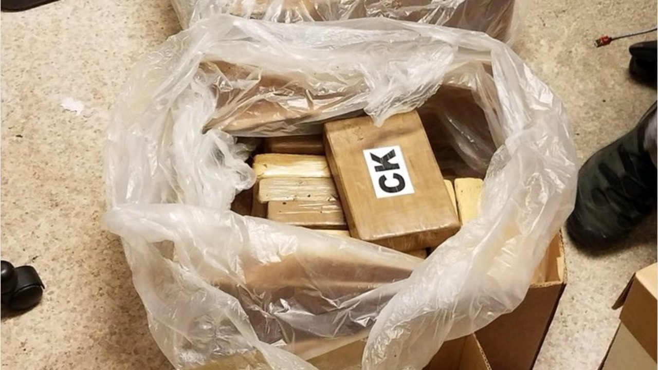 Employees find kilos of cocaine in banana boxes at Washington Safeway, police say