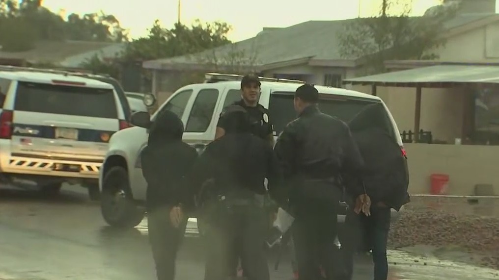 Phoenix Police make human smuggling bust