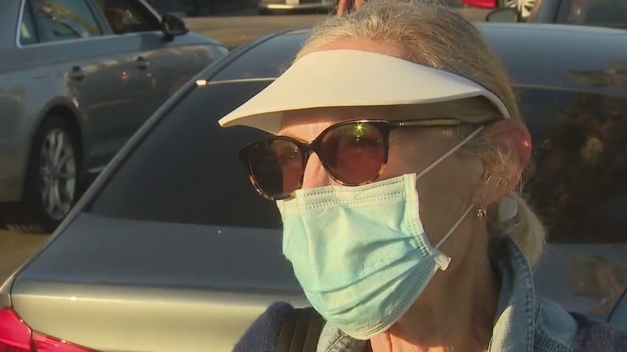 Manhattan Beach to issue citations for not wearing a face-covering in public