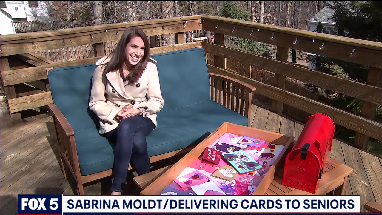 Springfield woman sharing love with seniors for Valentine's Day