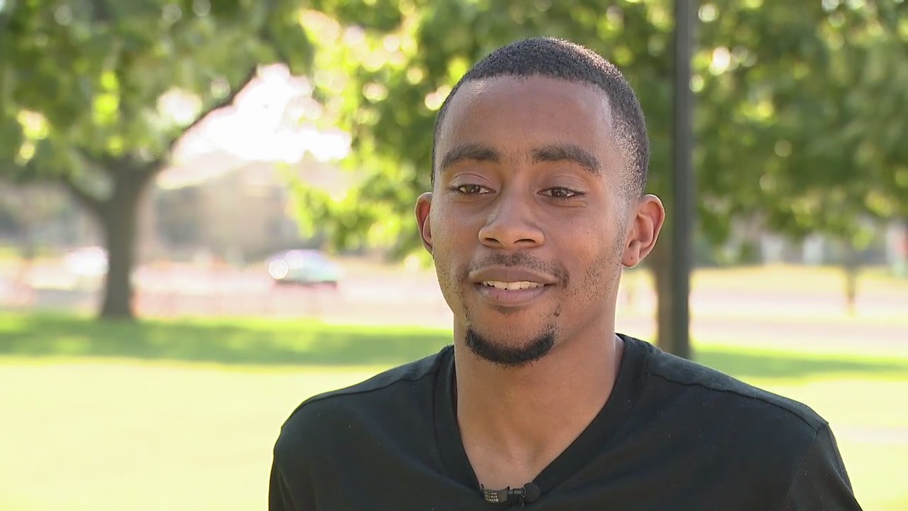 Amazon driver walks off the job and leaves his truck after reaching breaking point