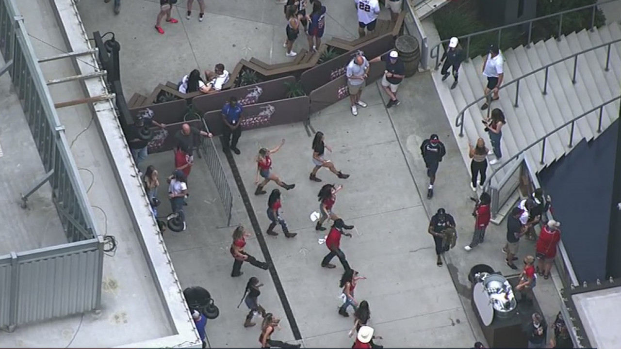 Fan return for Braves home opener