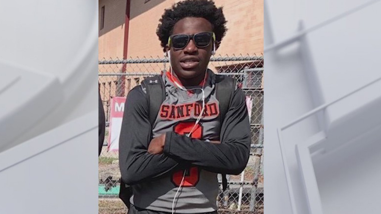 Football player at Seminole County high school dies in crash