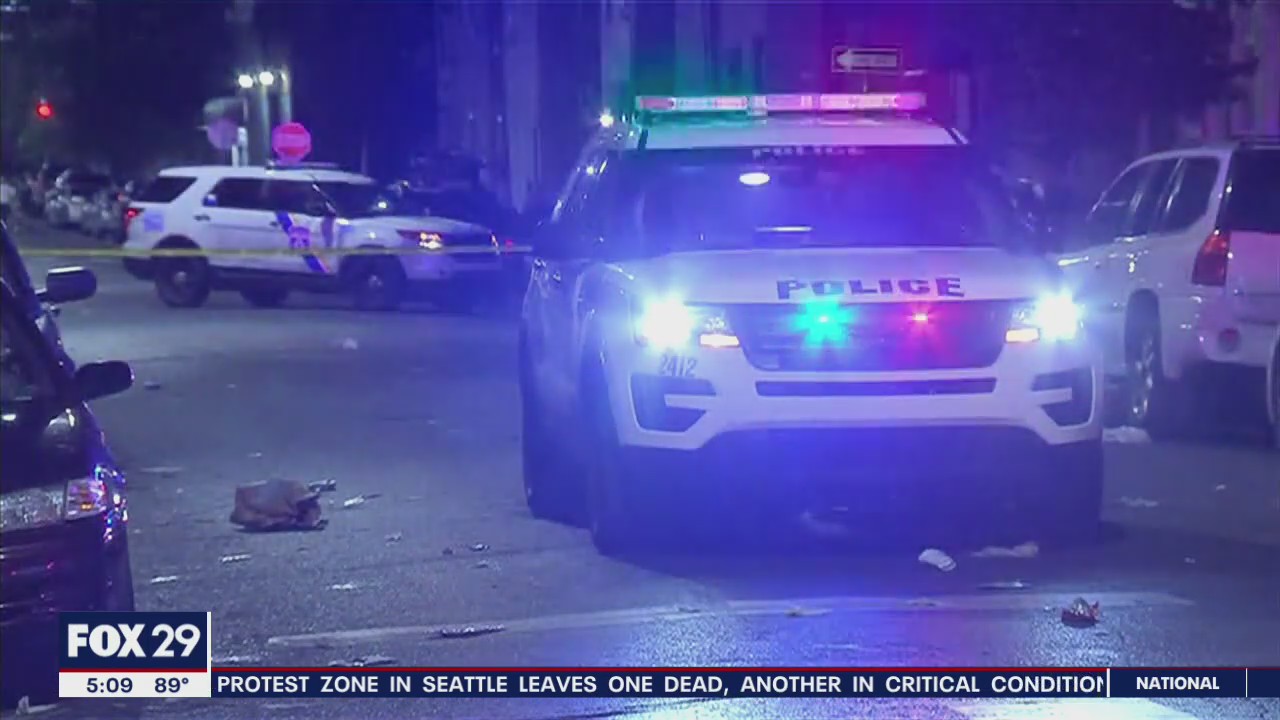 Quadruple shooting leaves 2 men dead in Kensington