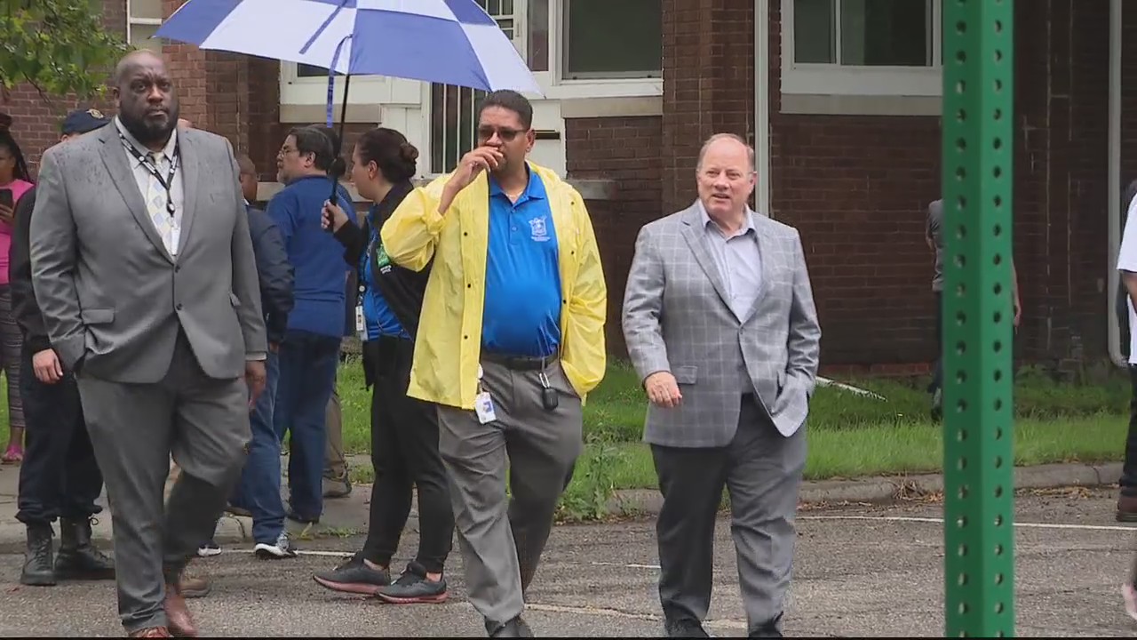 FEMA officials survey flood damage in Wayne County