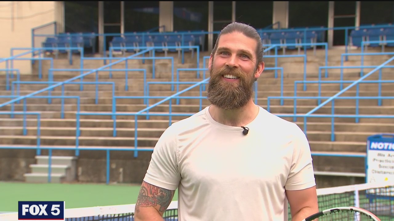 Local tennis coach shows off trick shots