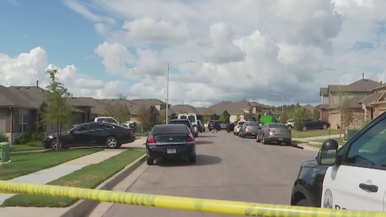 Man dead, another injured following fight in SE Austin neighborhood