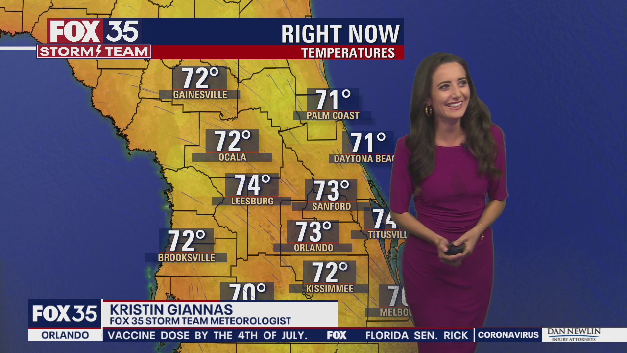 Kristin Giannas spills coffee on dress
