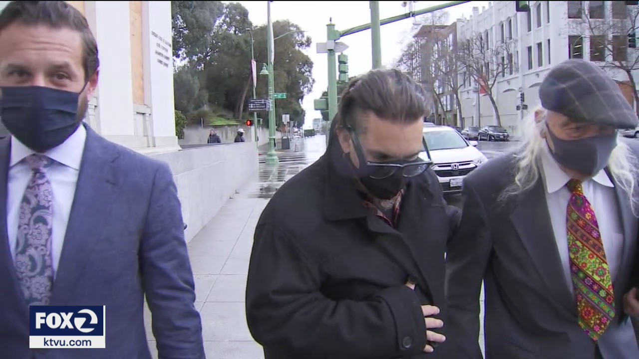 Ghost Ship defendant Derick Almena pleads guilty