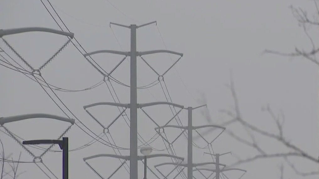 Gov. Abbott demands Texas utility regulators make immediate changes