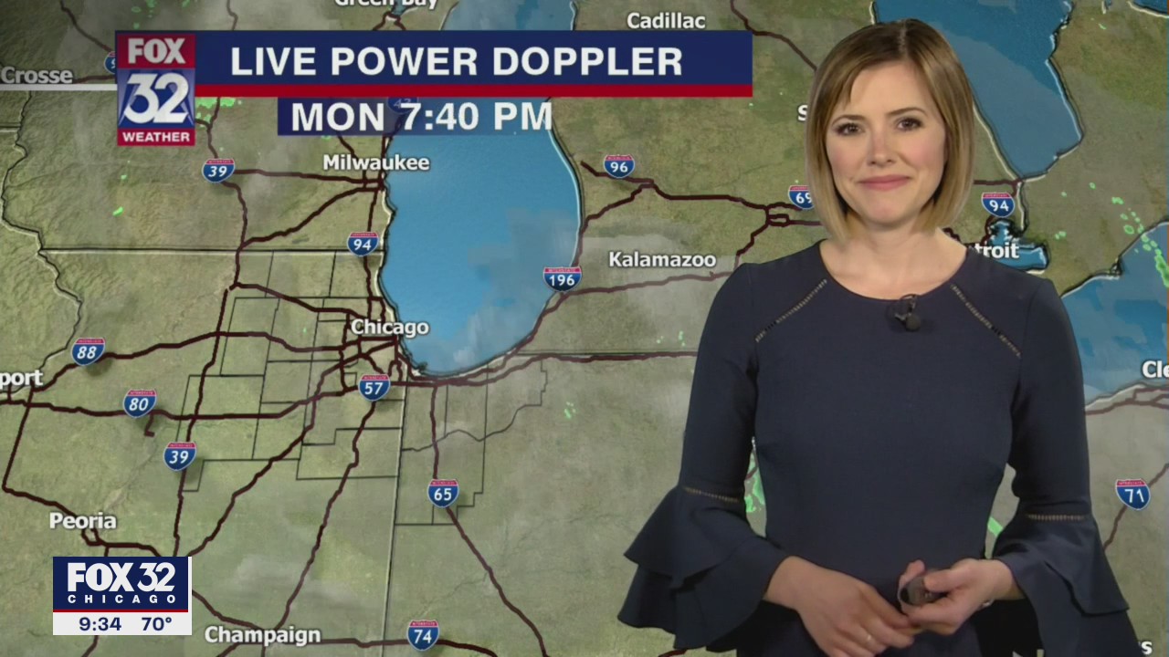 10 p.m. forecast for Chicagoland on April 5