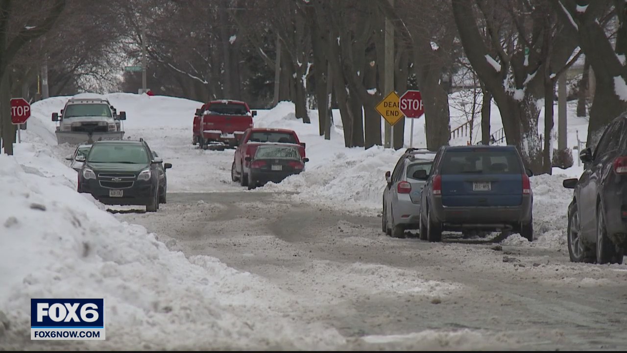 Milwaukeean says there 'needs to be a better job' of snow cleanup