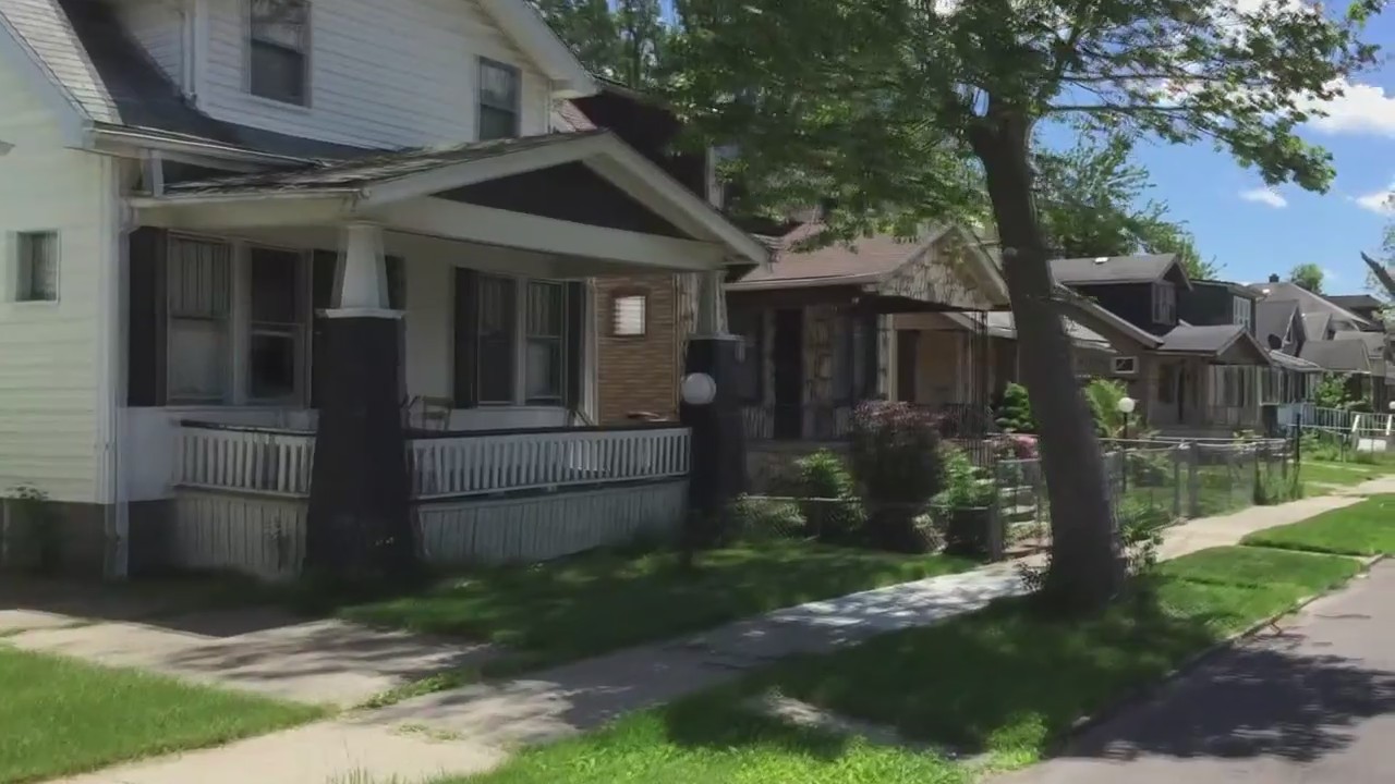 Gov. Whitmer extends eviction ban through July 15h, sets up eviction diversion program