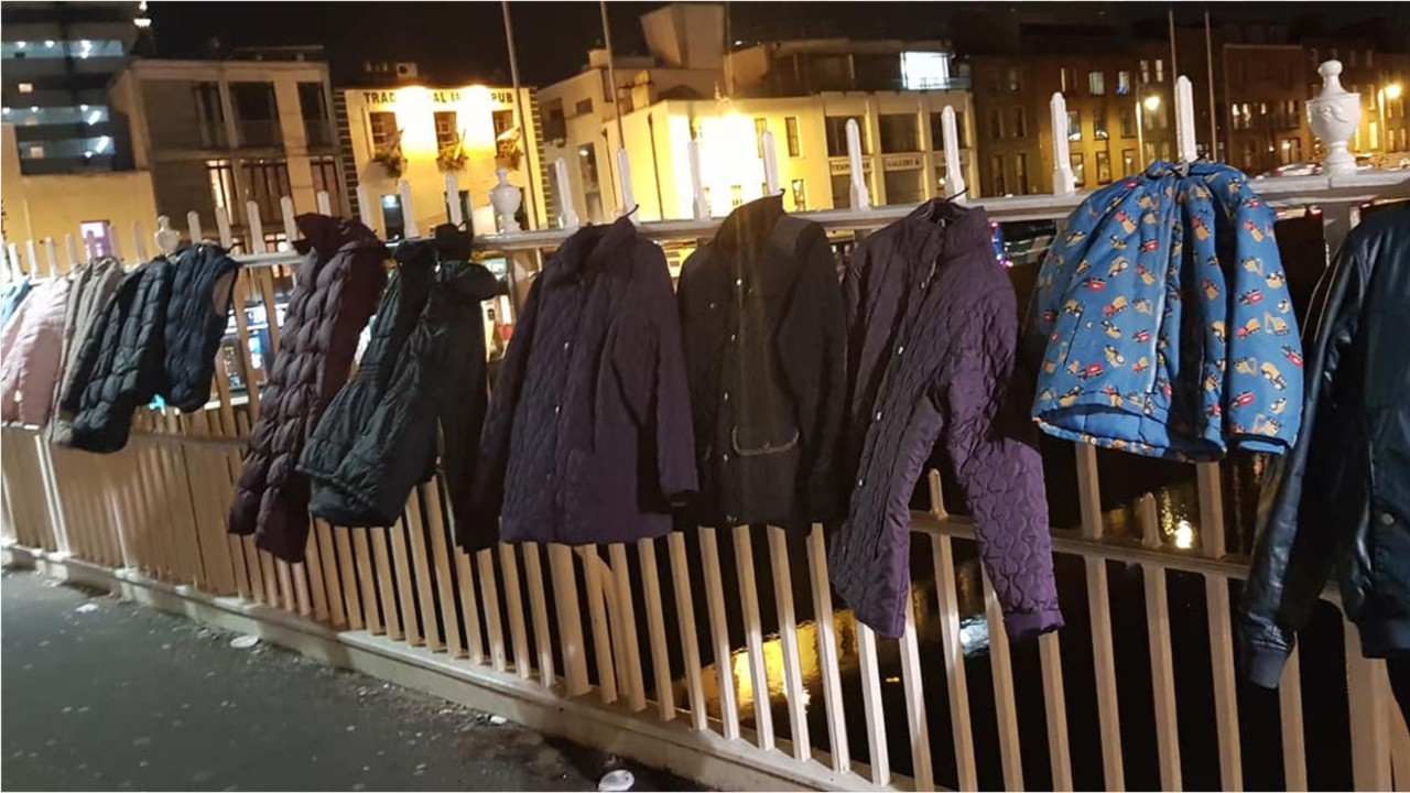 Coats left hanging on Dublin bridge for homeless