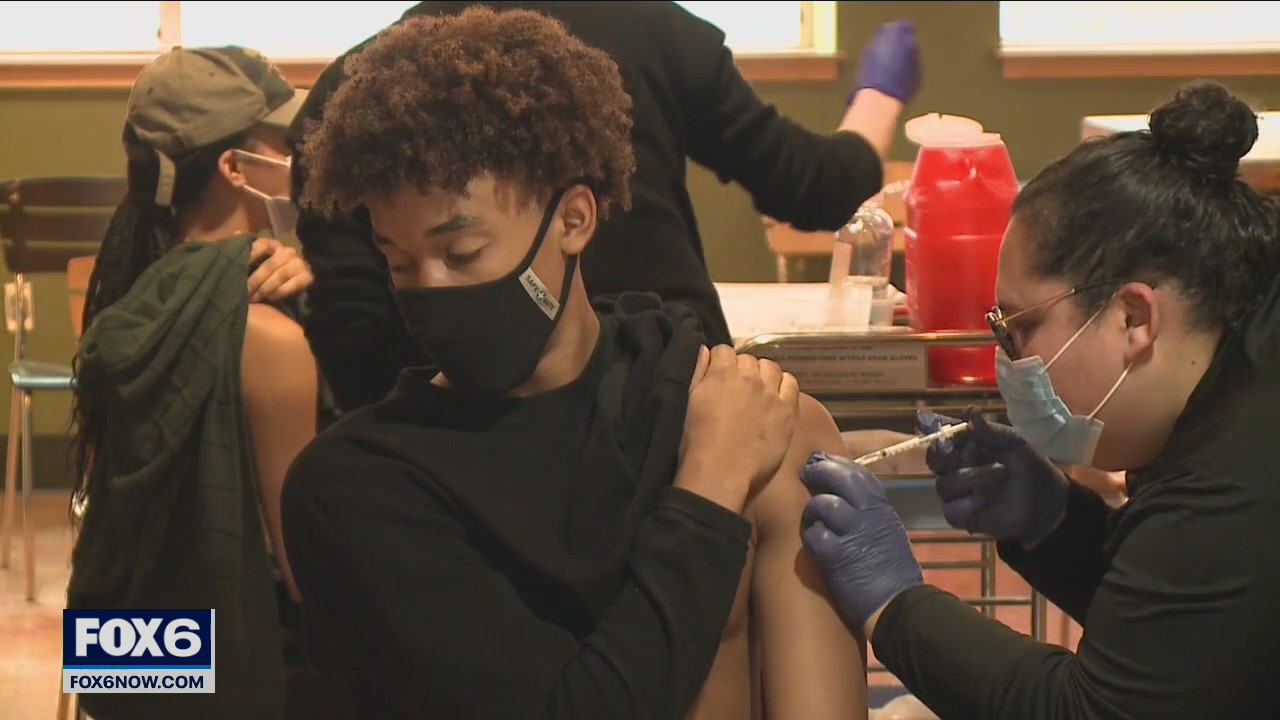 Wisconsin Center COVID vaccinations end Friday