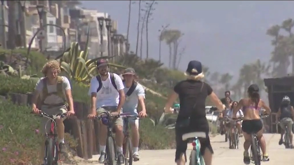 Huge Memorial Day crowds expected at SoCal beaches