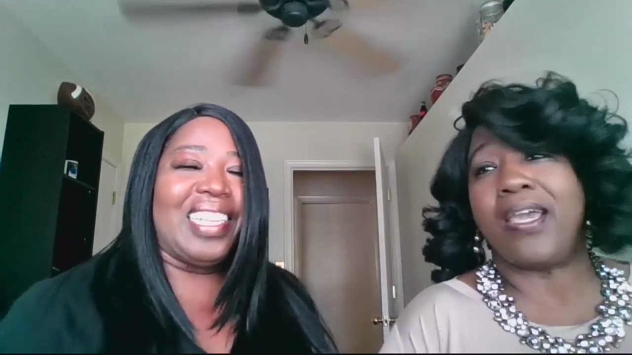 Once-hesitant twin sisters encourage others to get COVID-19 vaccine after pastor helps them