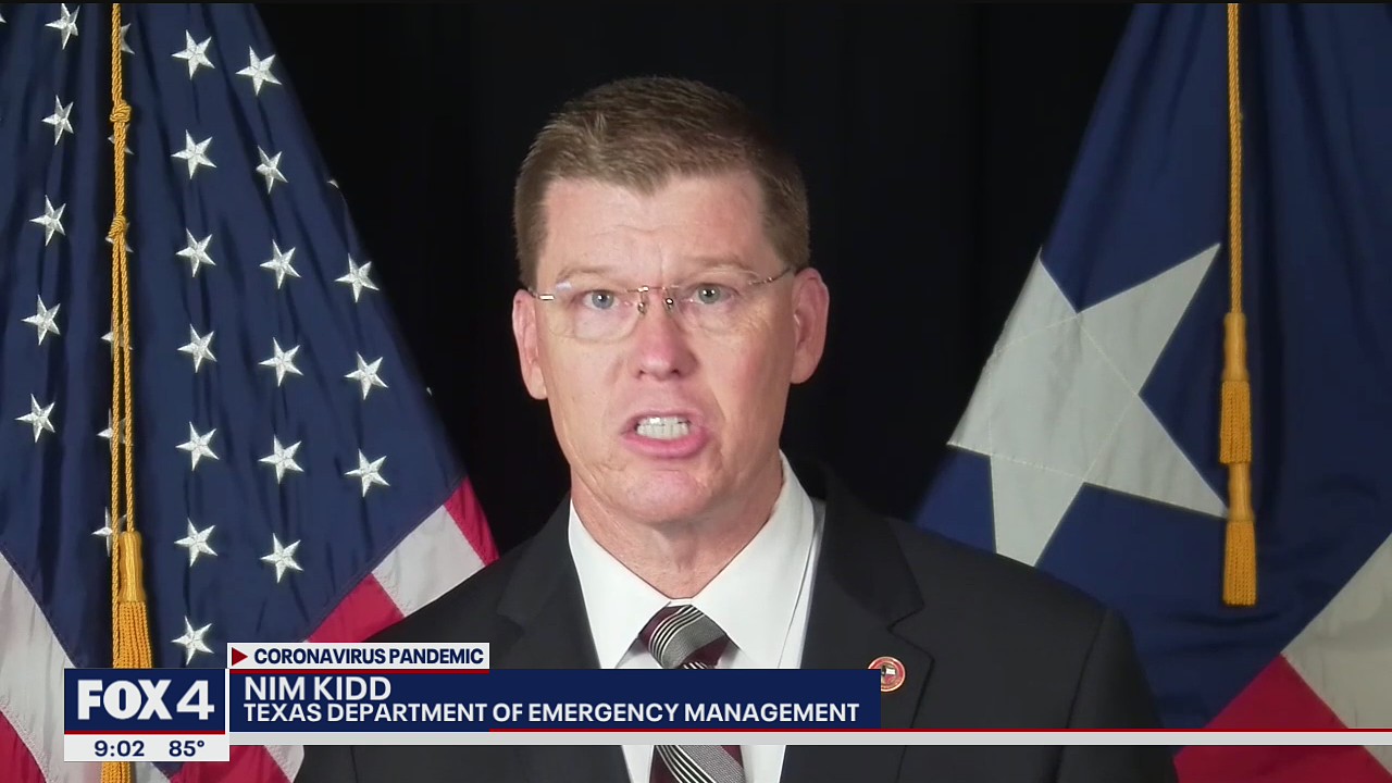 Texas chief emergency manager defends state's denial of extra hospital staff