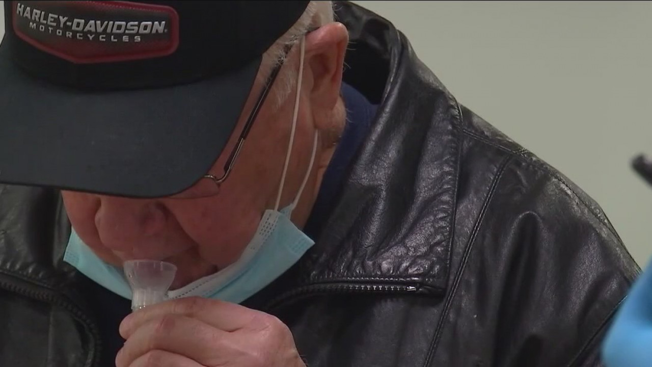 Walz announces expansion of coronavirus testing in Minnesota