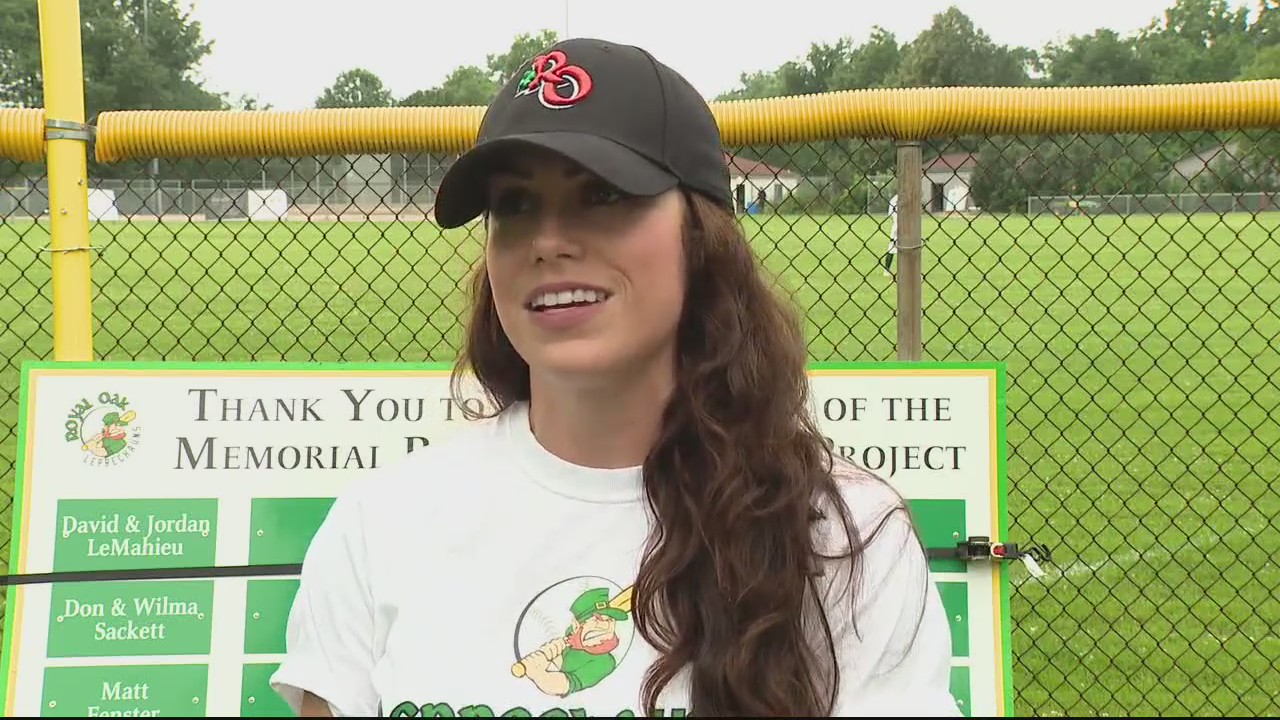 Royal Oak college baseball team, community supports player after dad is diagnosed with cancer