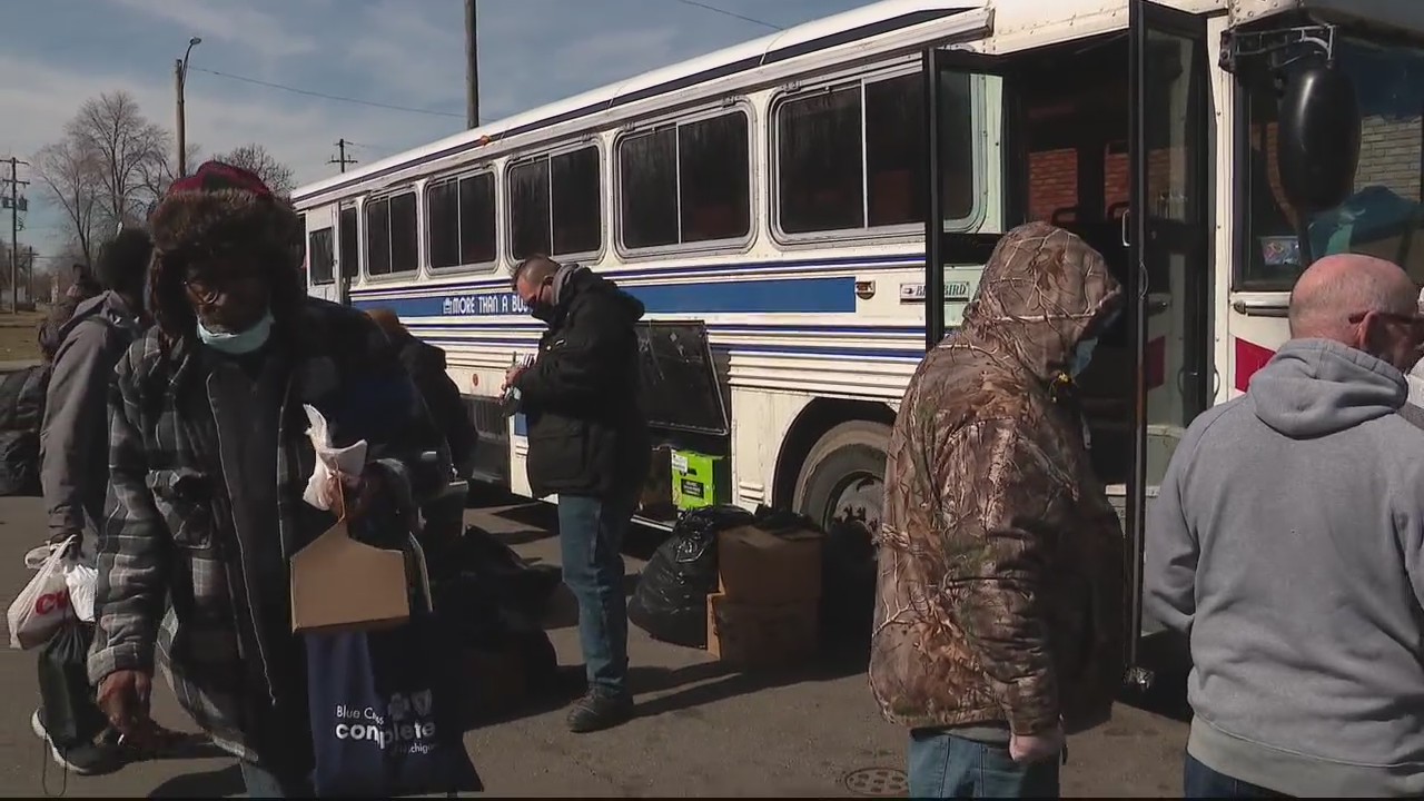 3 organizations team up to bring mobile showers to the homeless in Detroit