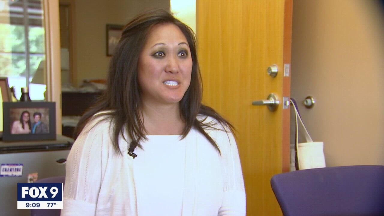 Minnesota GOP officials continue calls for Carnahan's resignation after donor arrested
