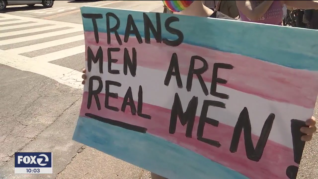 Rally held in Fairfax for transgender teen who was harassed by adults