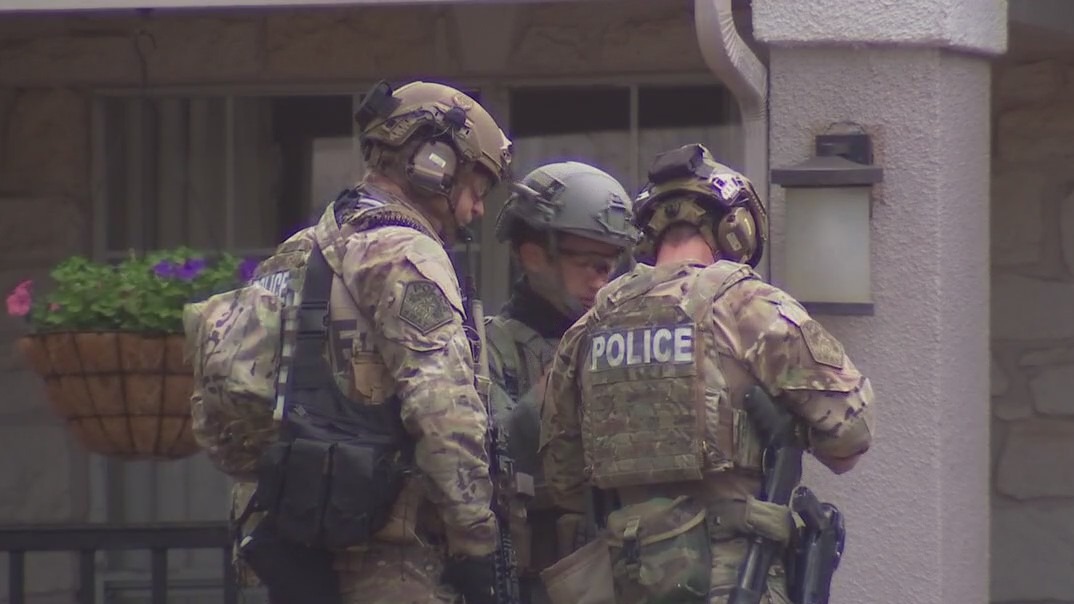 Neighbors react in aftermath of NW Austin shooting that left 3 dead