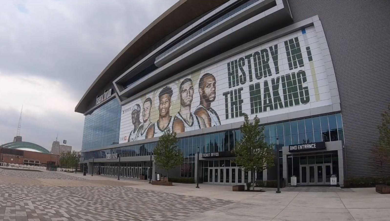 Bucks require masks at playoff games