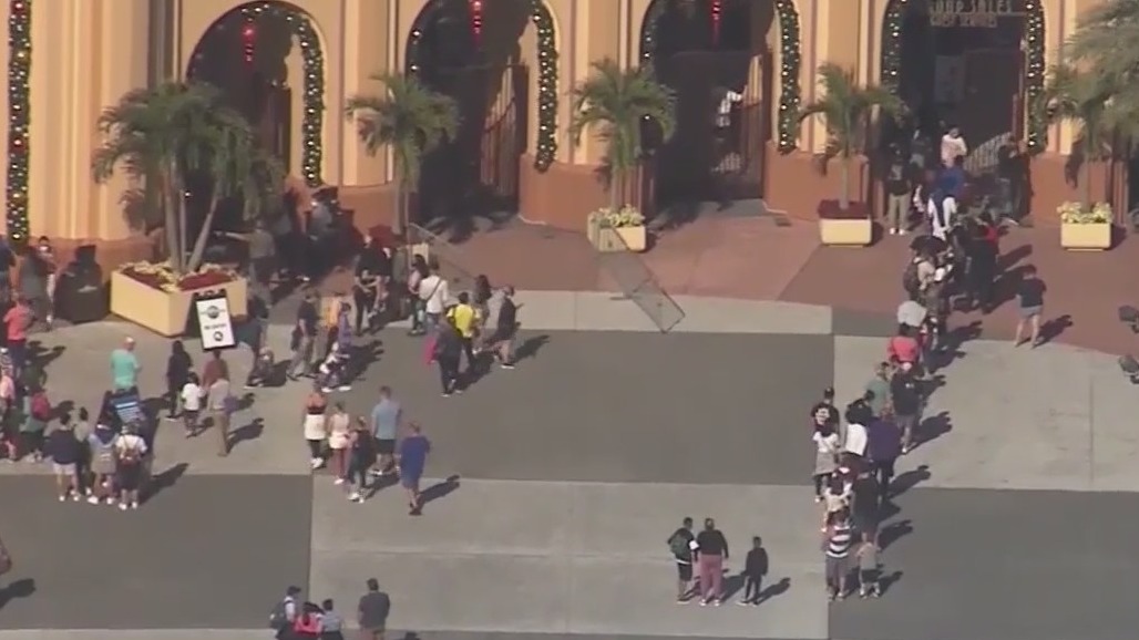 Universal hits capacity 10 minutes after opening as crowds pack in