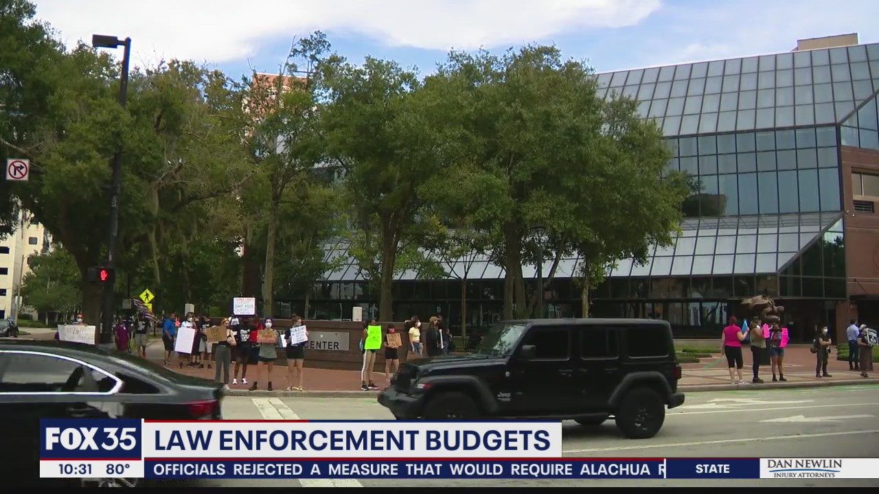 Commissioners debate law enforcement funding