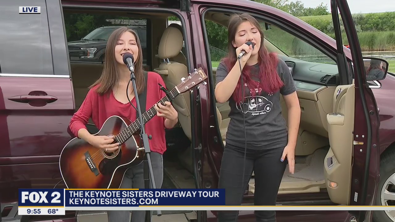 Driveway concert with the Keynote Sisters