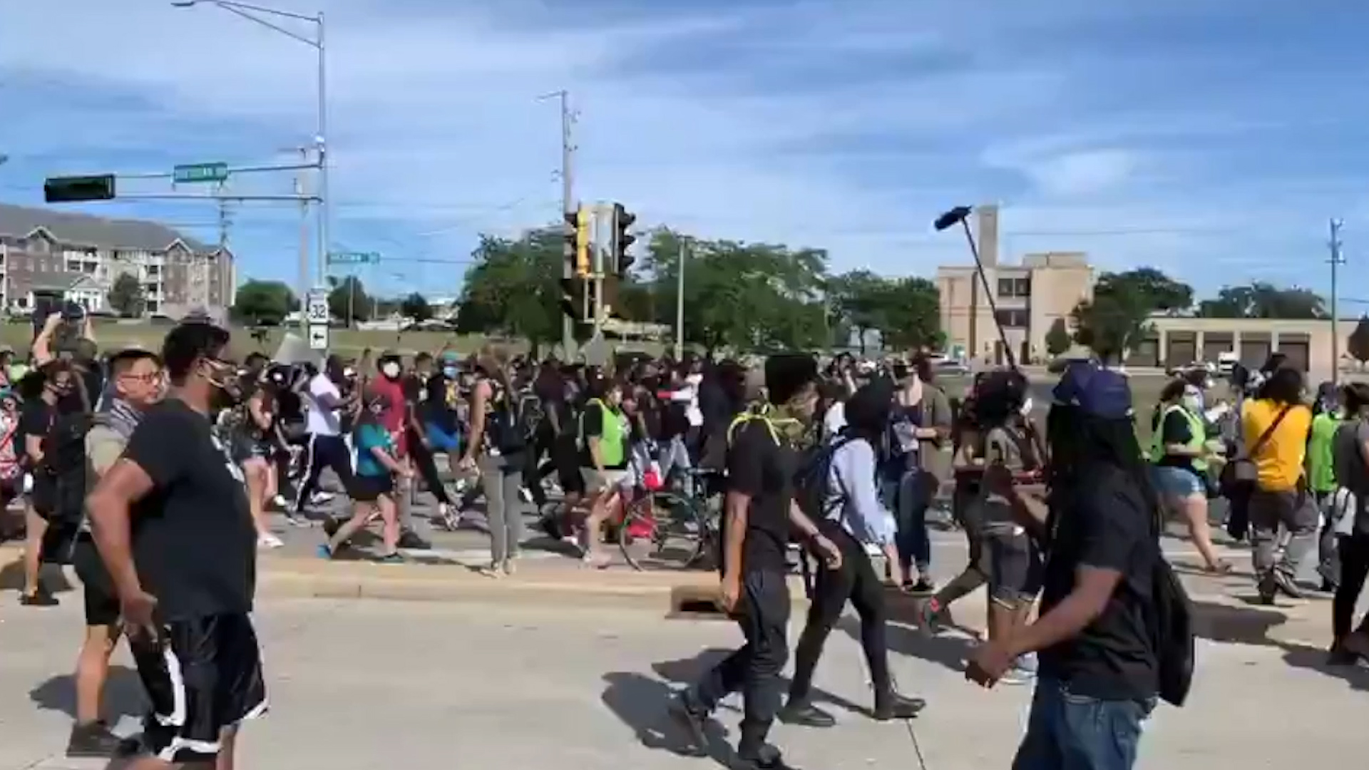 Timelapse stream of Kenosha march