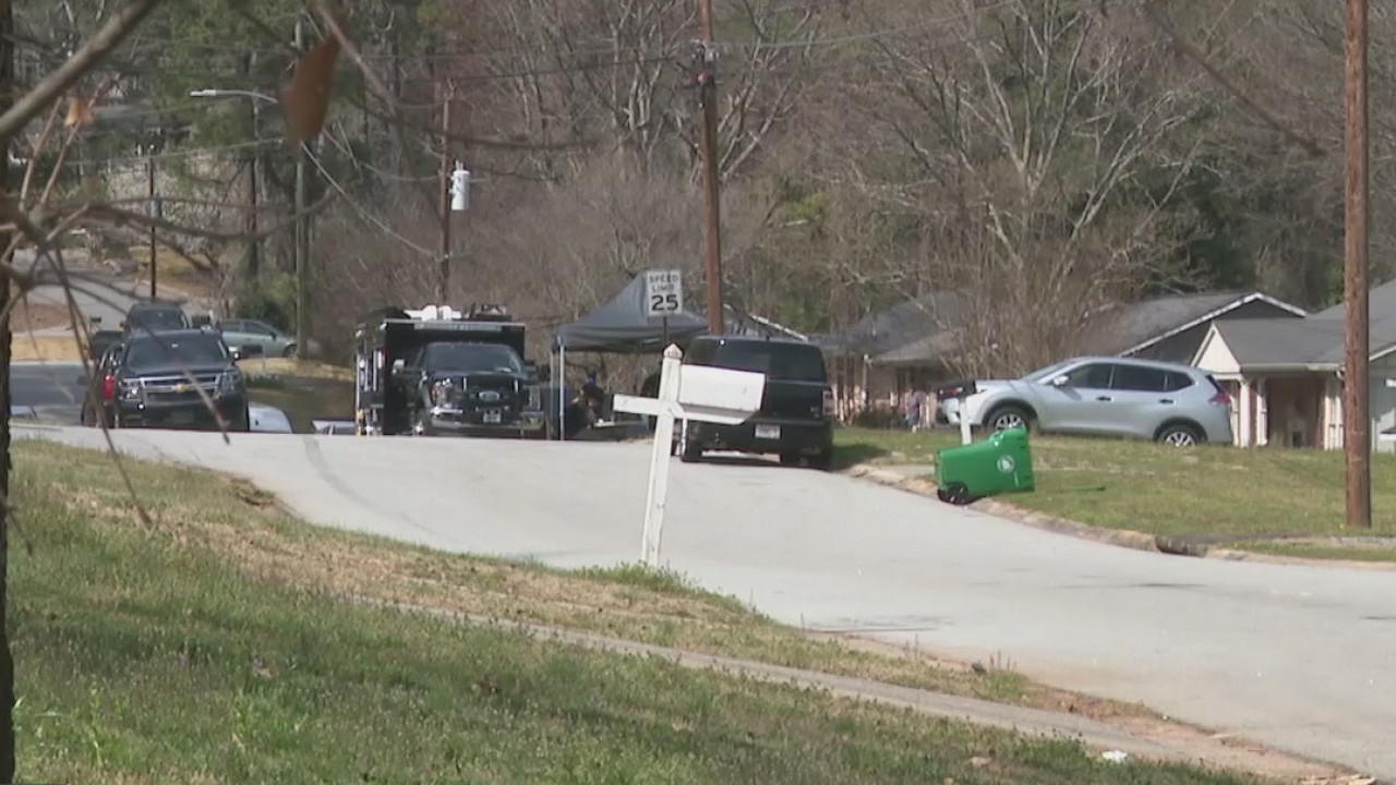 FBI raids DeKalb County home