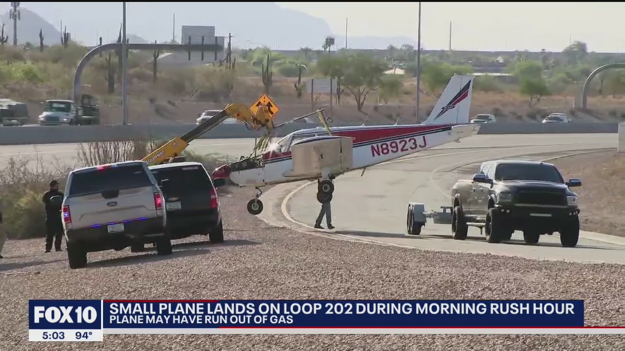 Small plane makes emergency landing on Loop 202