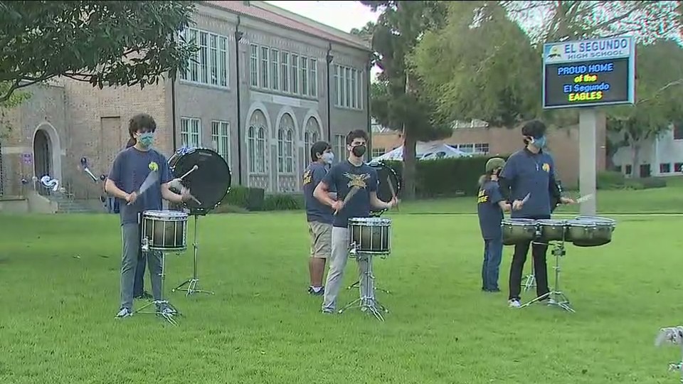 El Segundo High School seniors return to campus