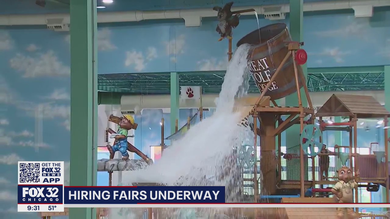 Great Wolf Lodge, Lowe's hold hiring events