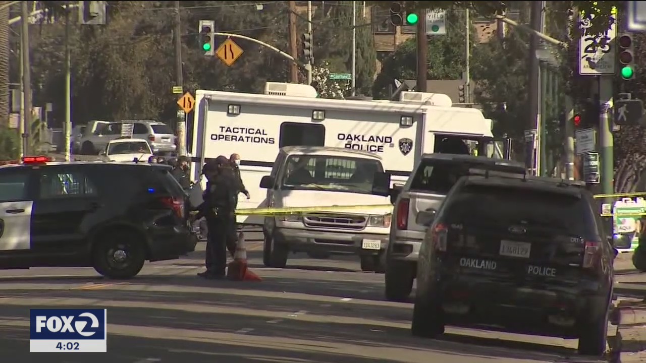 Double homicide suspect still barricaded inside Oakland building