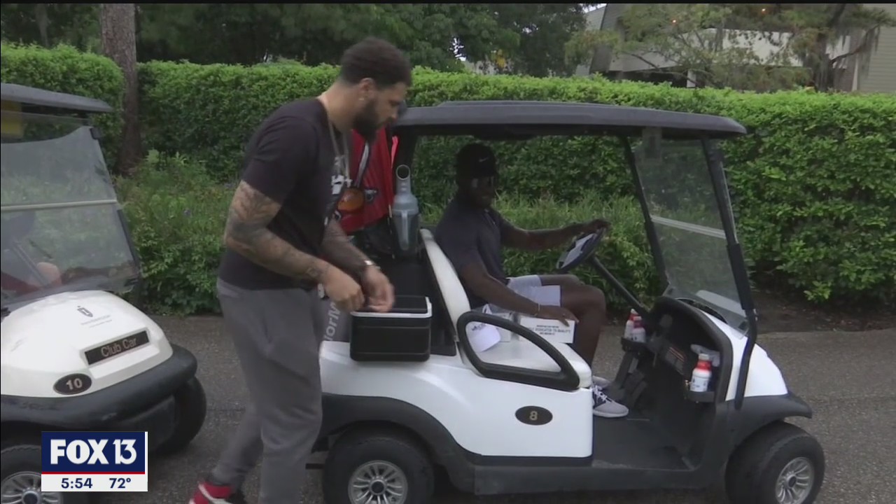 Bucs turn out for charity golf tournament