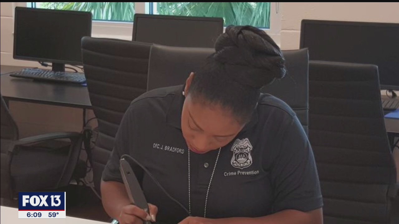 Detective chared with tampering